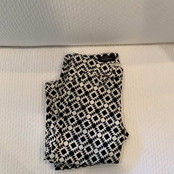 J. Crew Black and White Geometric Print Toothpick Jeans - Picture 10 of 11